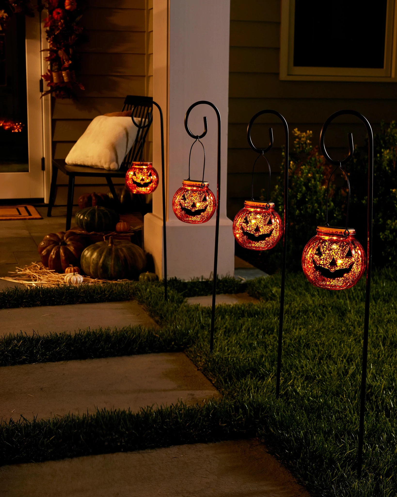 Solar Jack-o'-Lantern Pathway Lights